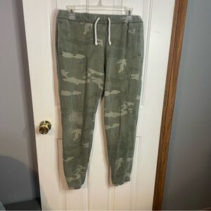 Hollister Olive Camo Joggers small used